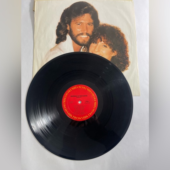 Vintage 1980 Barbra Streisand Guilty Vinyl LP Record with Barry Gibb - Picture 7 of 8